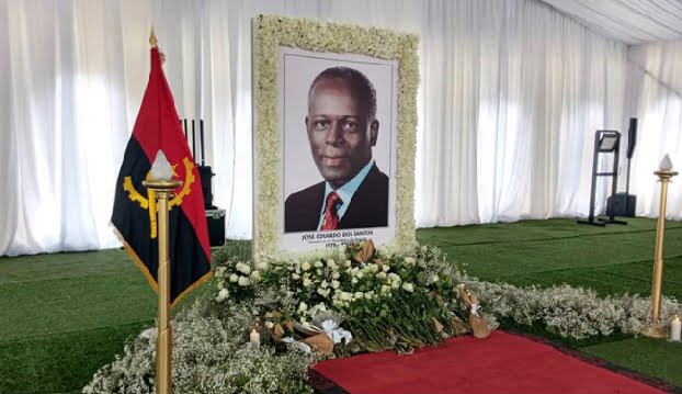 Funeral de JES: fraca adesão popular no último adeus ao homem que governou Angola durante 38 anos