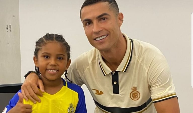 Kim Kardashian realiza sonho do filho que almejava conhecer Neymar, Cristiano Ronaldo e outros astros do futebol
