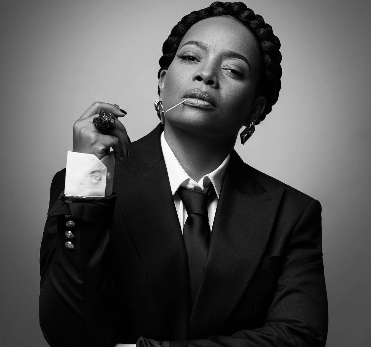 Yola Semedo Faz Breve Reflex o Em Torno Da For a Das Mulheres AngoRussia