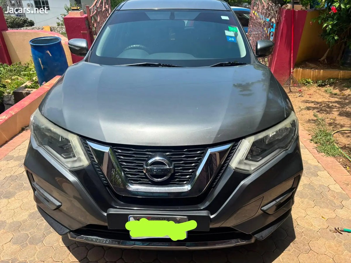 2019 NISSAN X-Trail