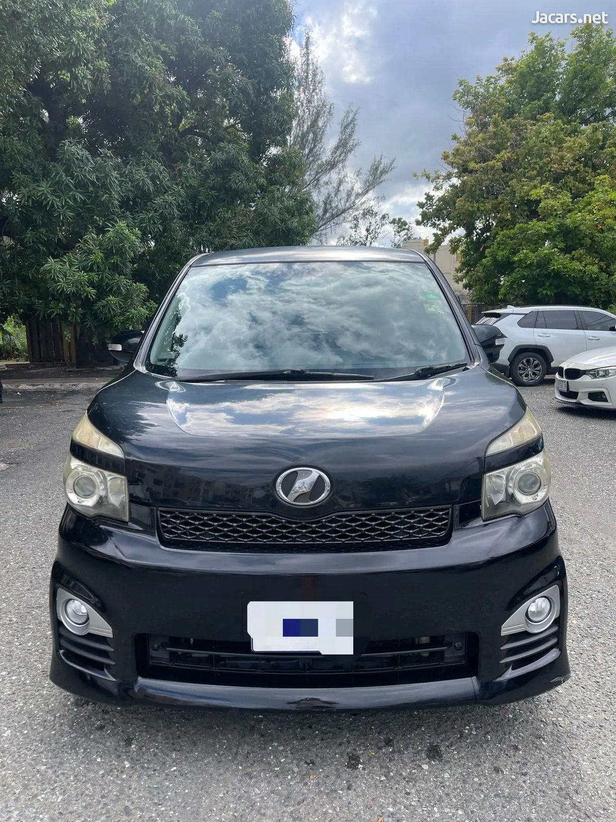 2013 TOYOTA Voxy