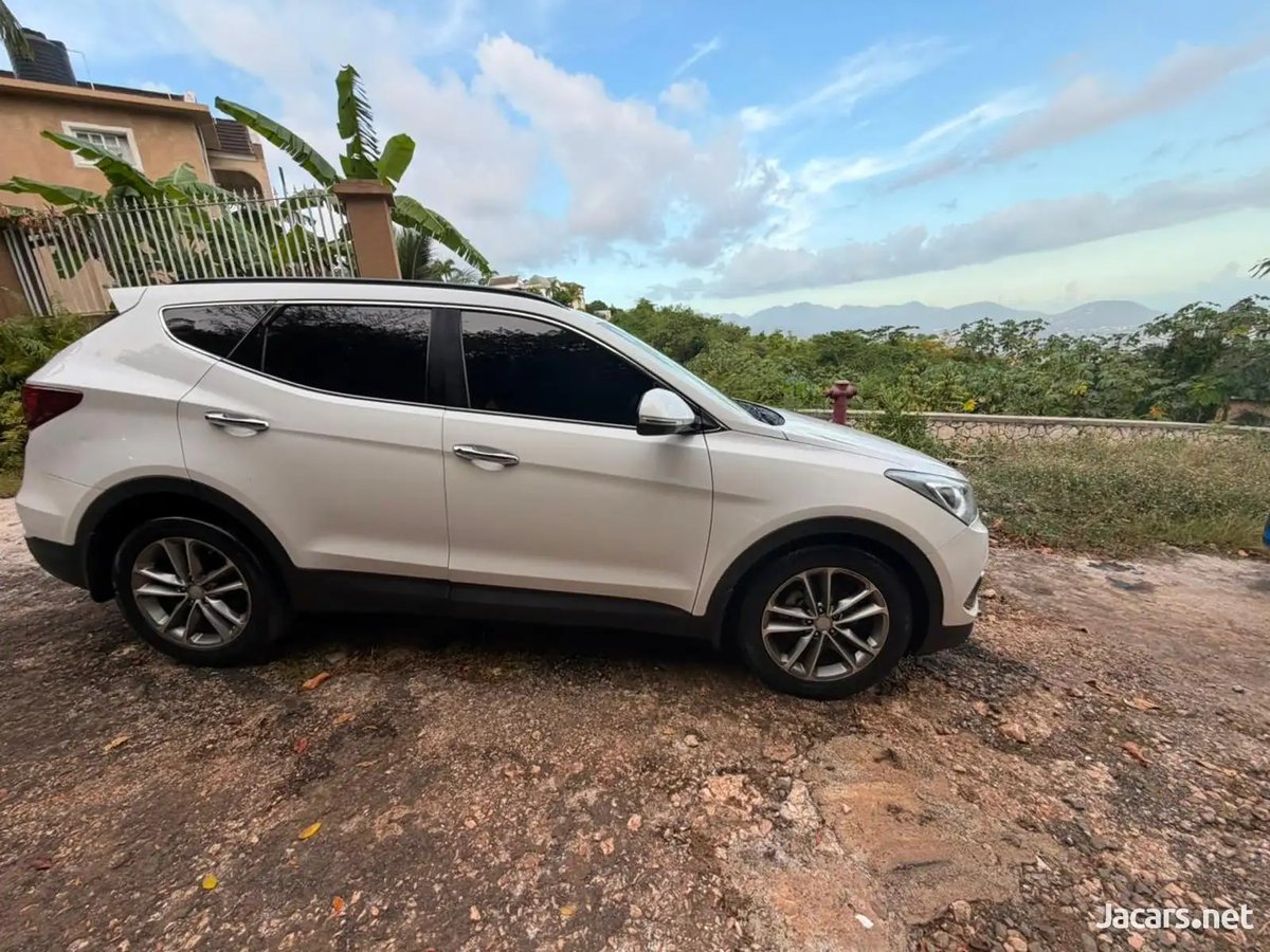 2016 HYUNDAI Santa