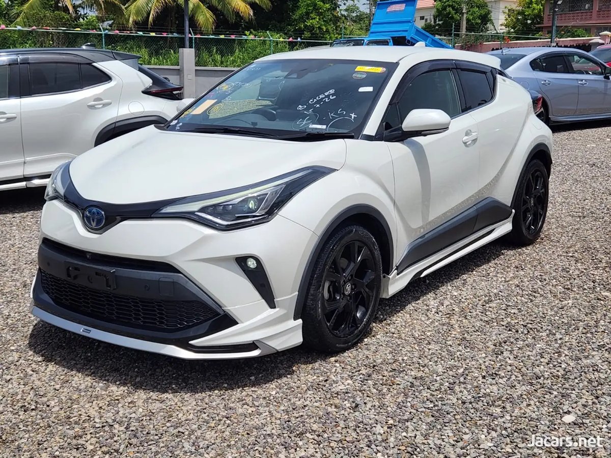 2021 TOYOTA C-HR