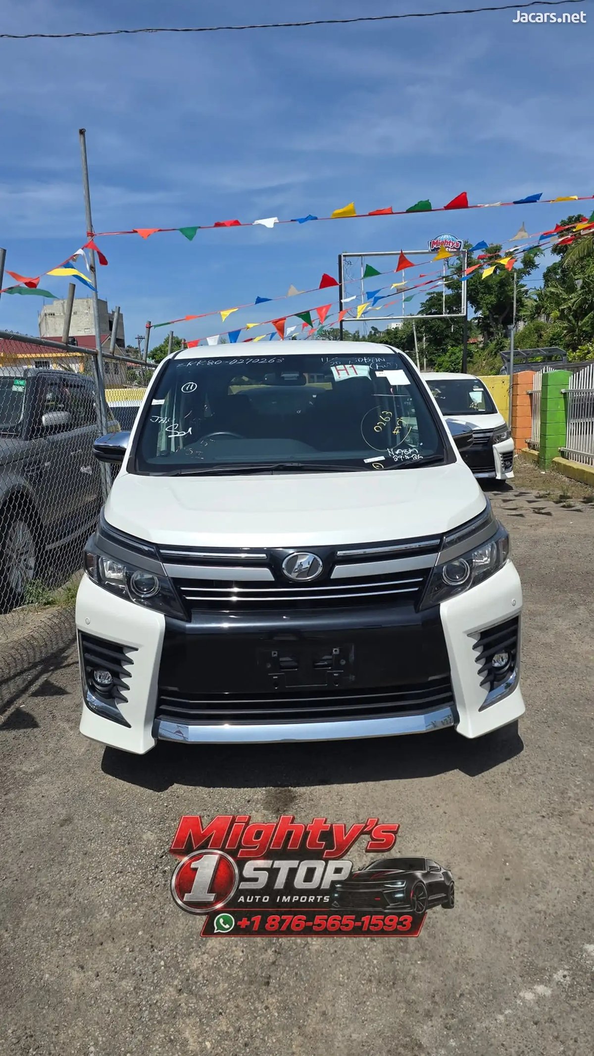 2016 TOYOTA Voxy
