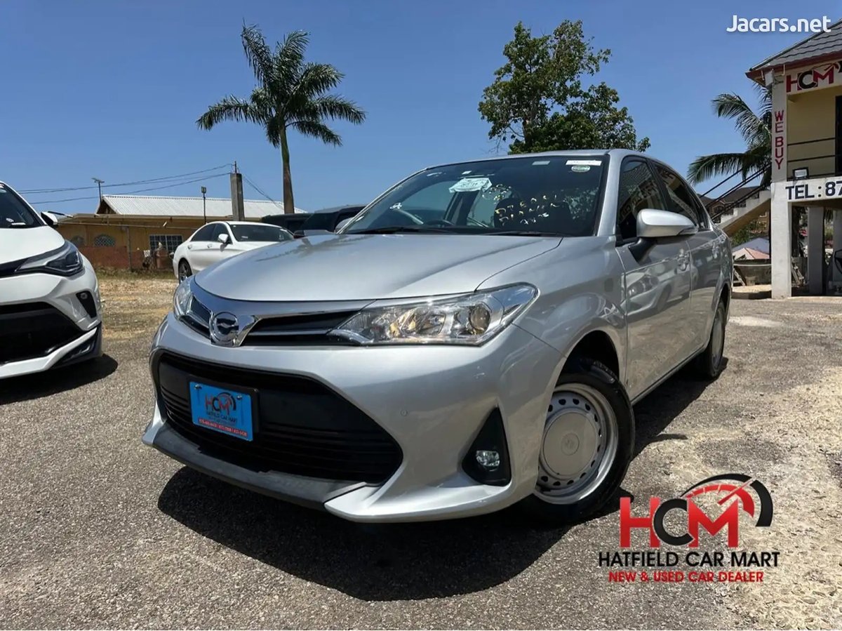 2020 TOYOTA Axio
