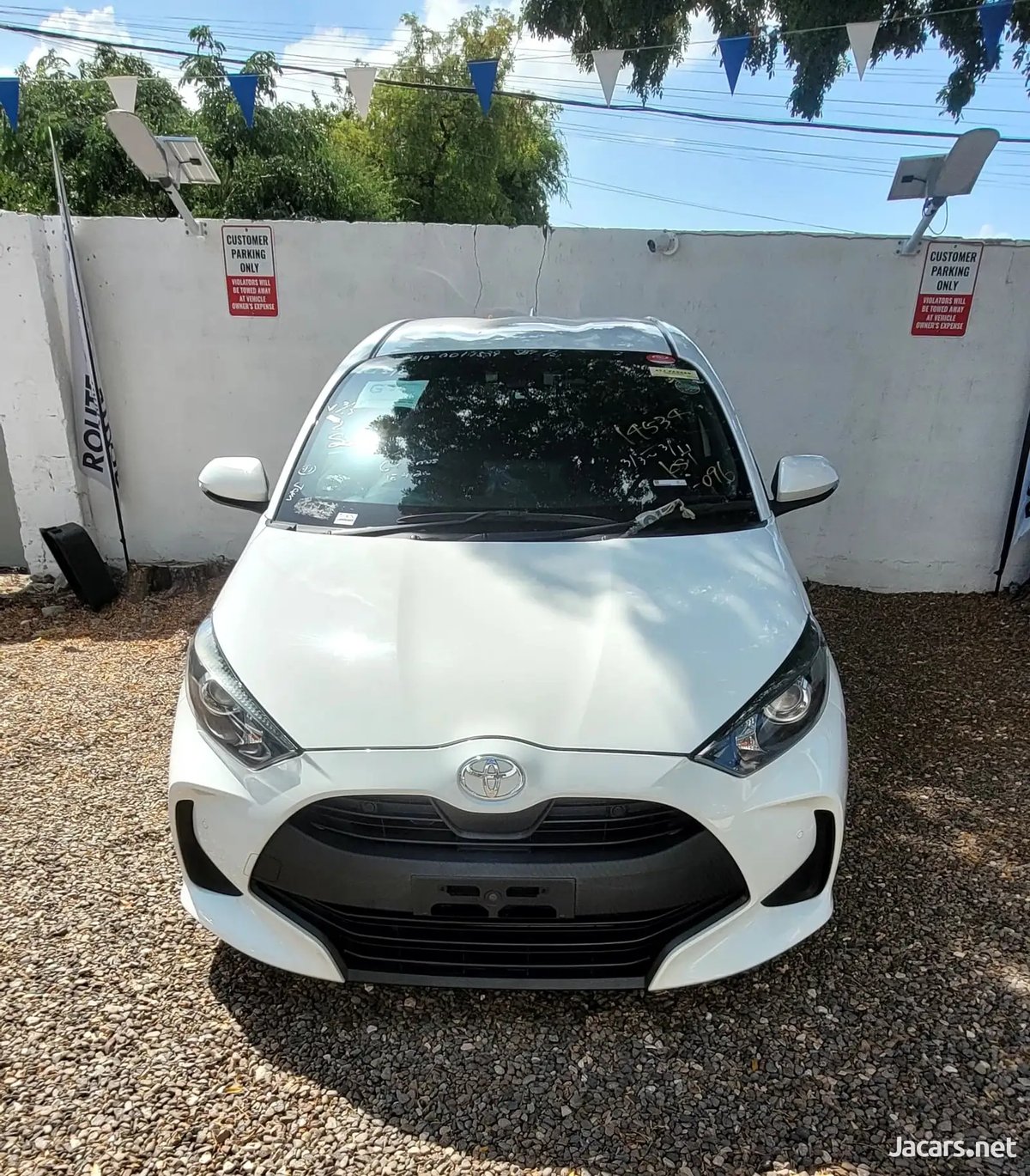 2020 TOYOTA Yaris