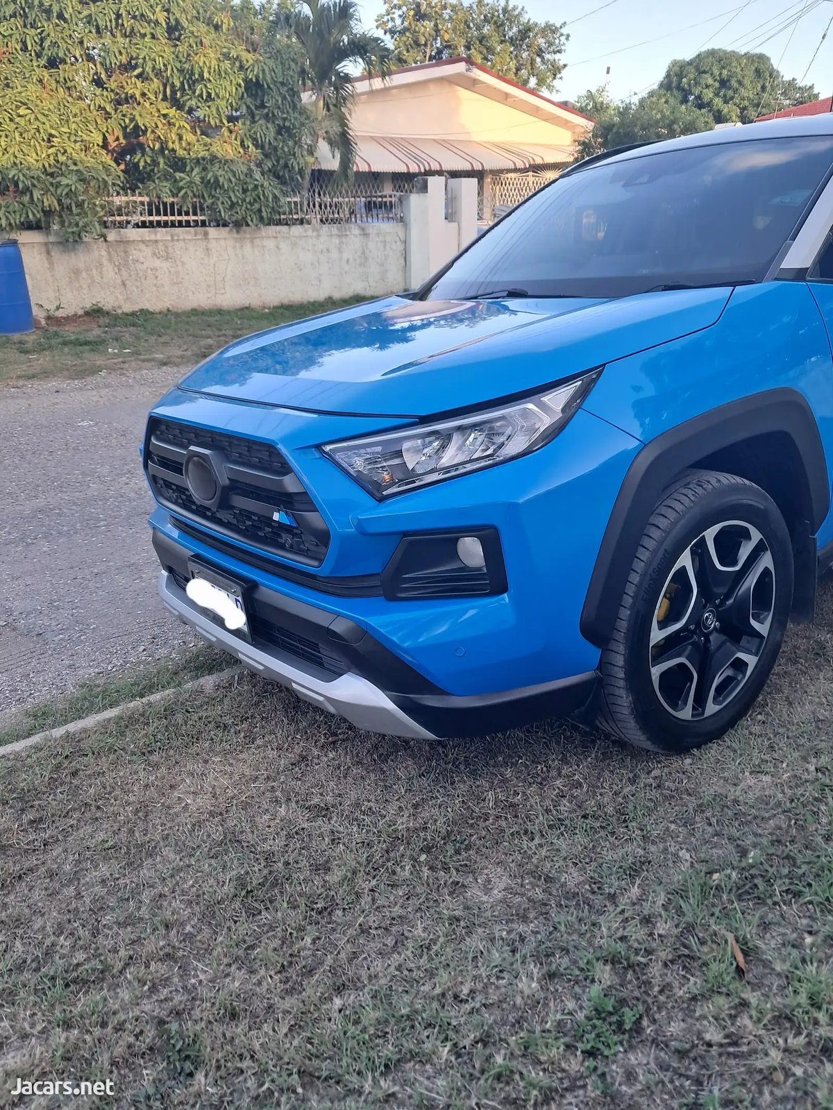 2019 TOYOTA RAV4