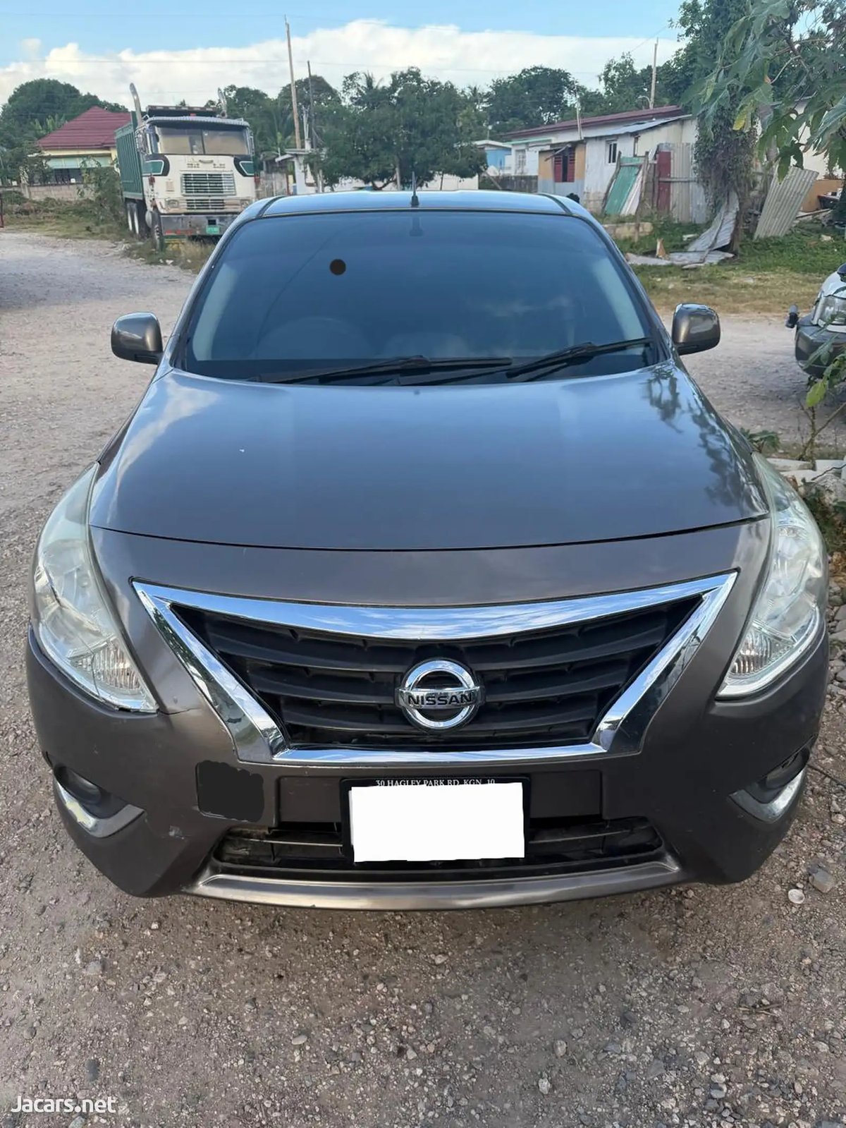 2016 NISSAN Latio