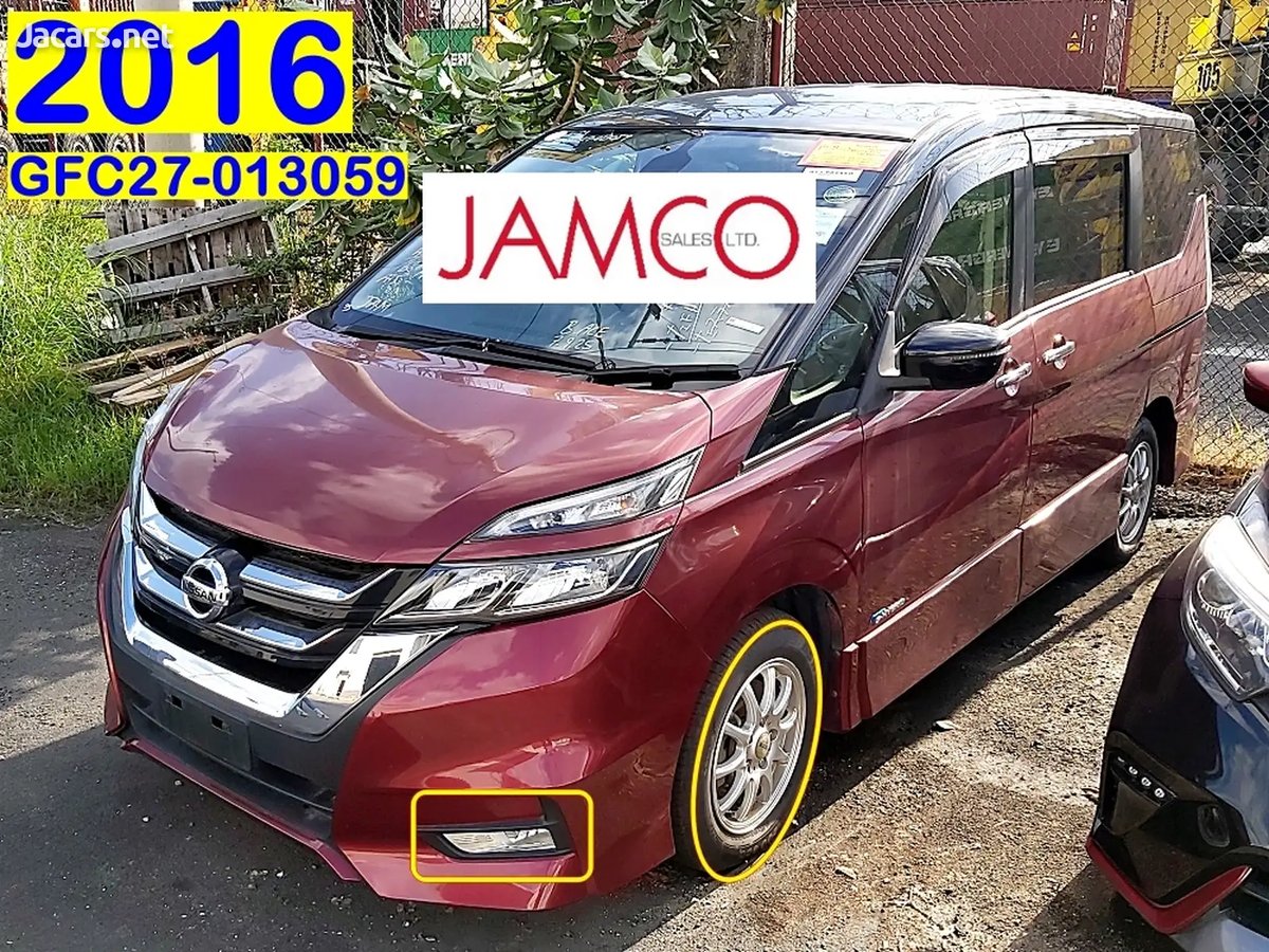 2016 NISSAN Serena
