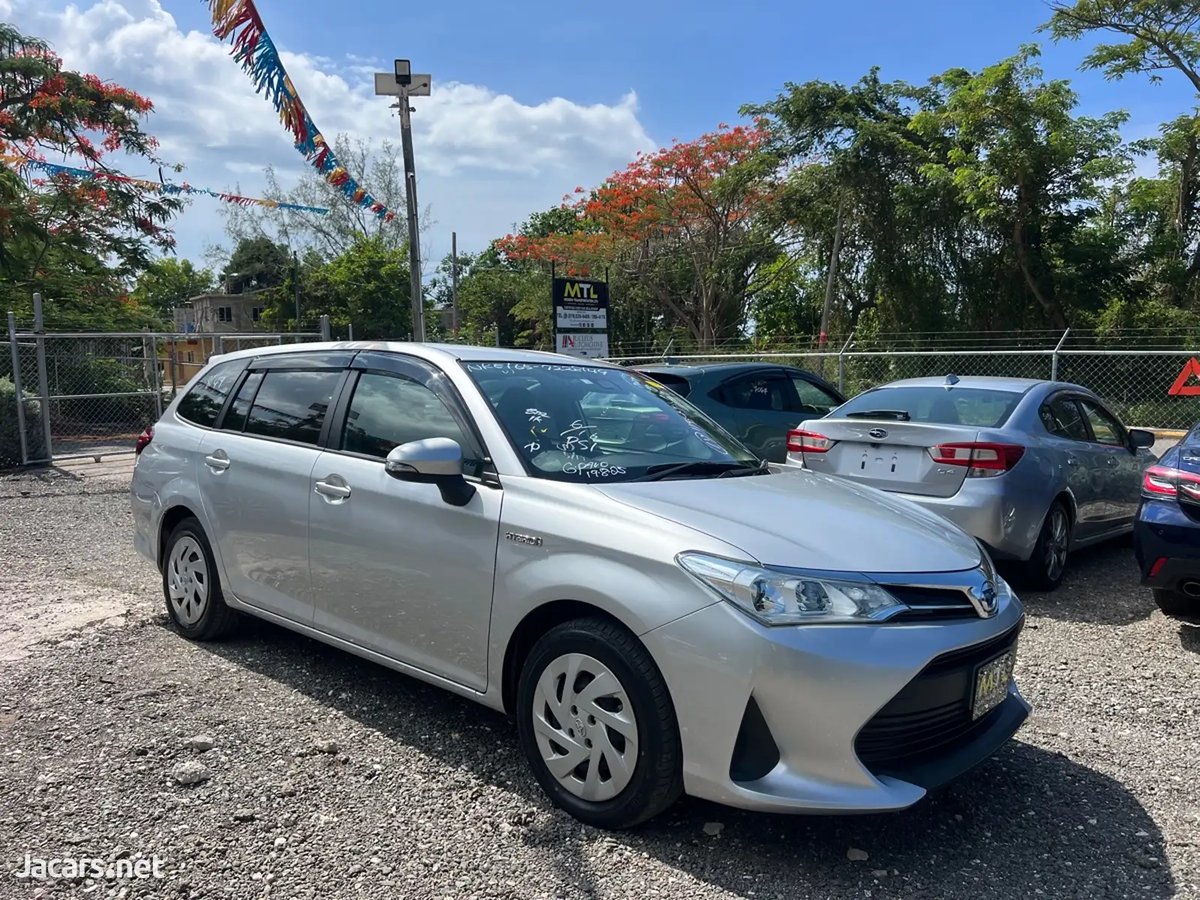 2020 TOYOTA Fielder