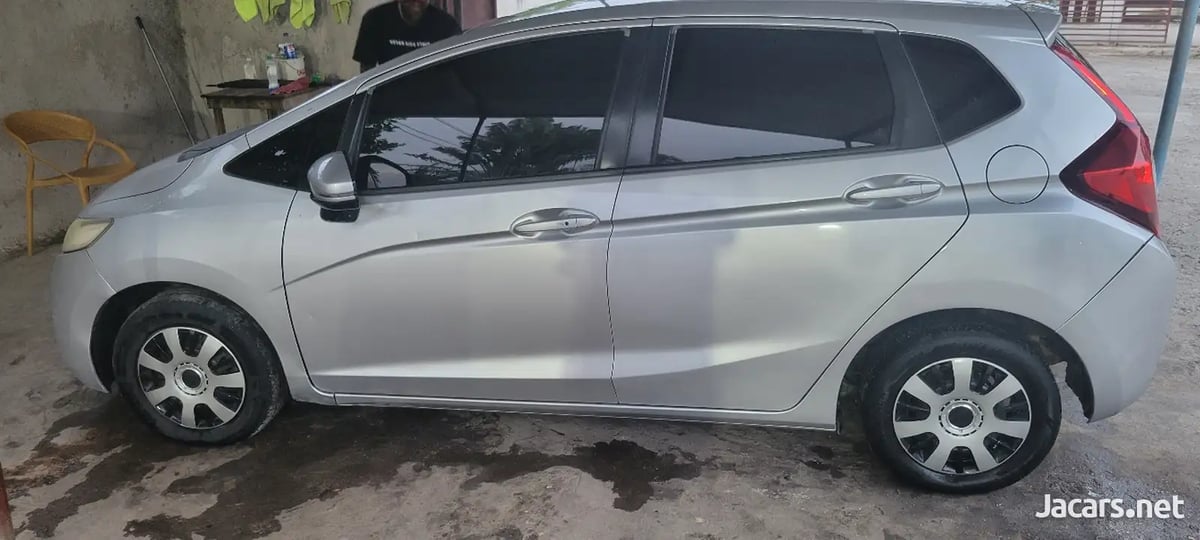2014 HONDA Fit