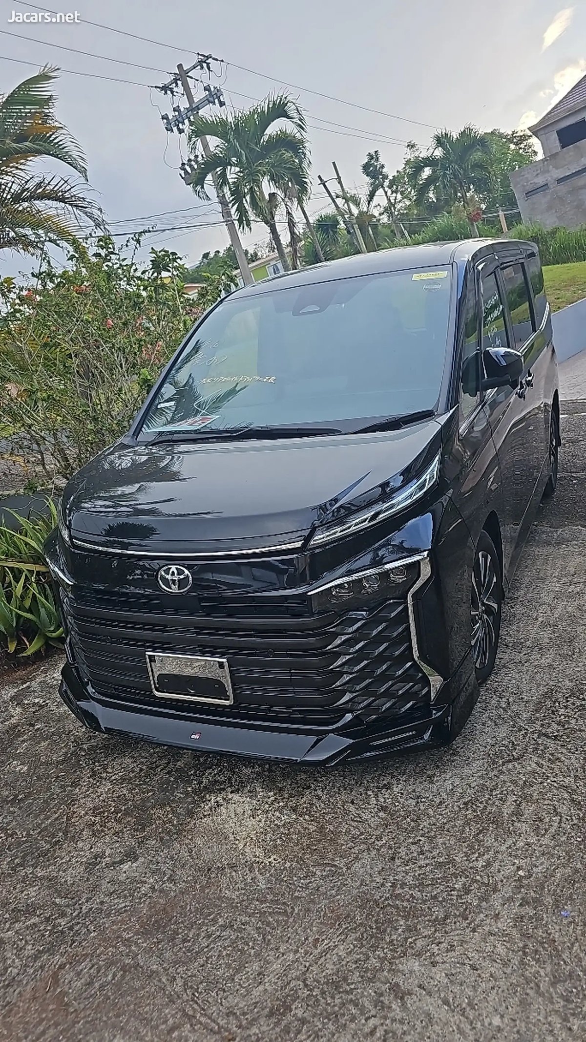 2024 TOYOTA Voxy
