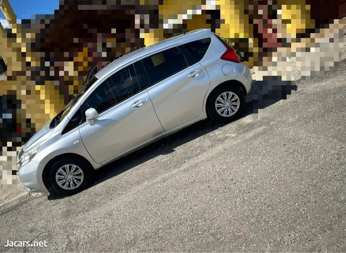 2013 NISSAN Note