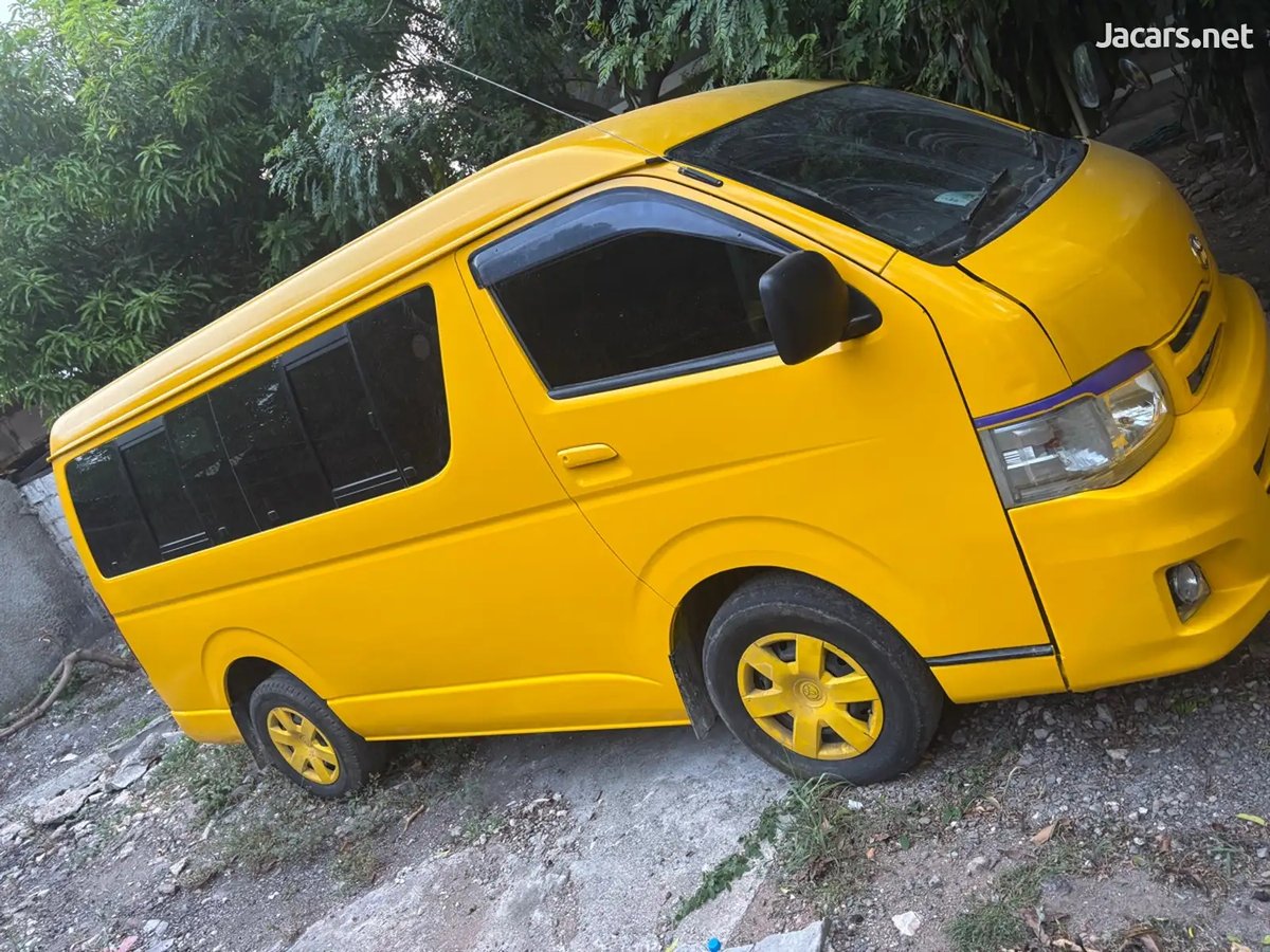 2014 TOYOTA Hiace