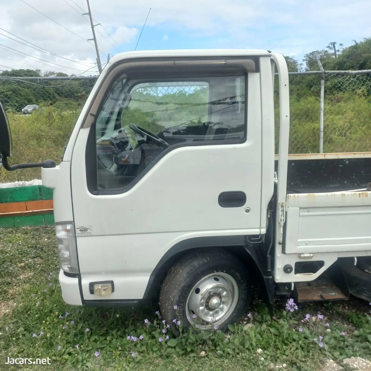 2014 ISUZU Elf