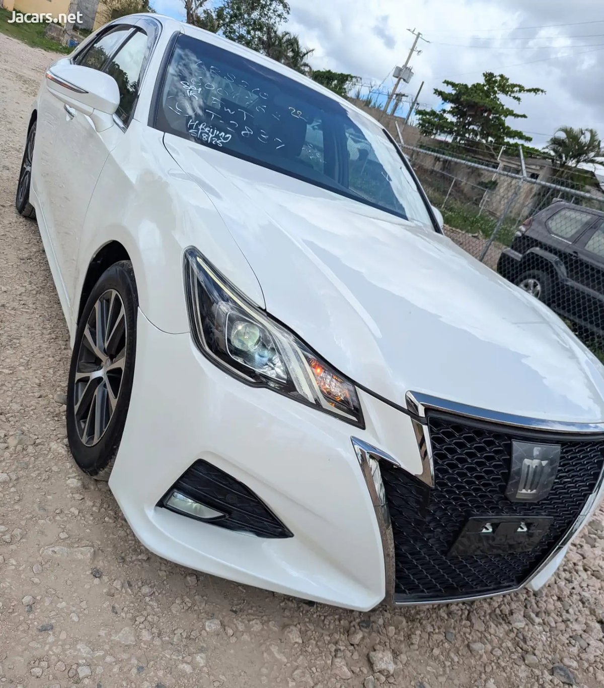 2015 TOYOTA Crown