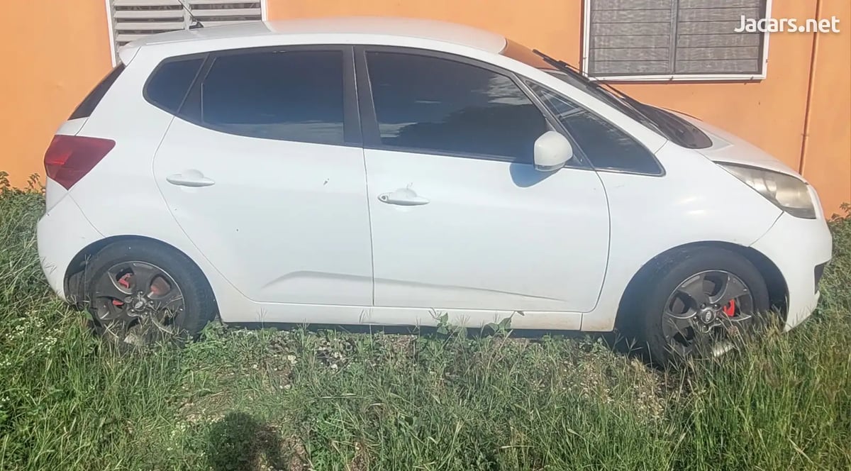 2014 KIA Venga