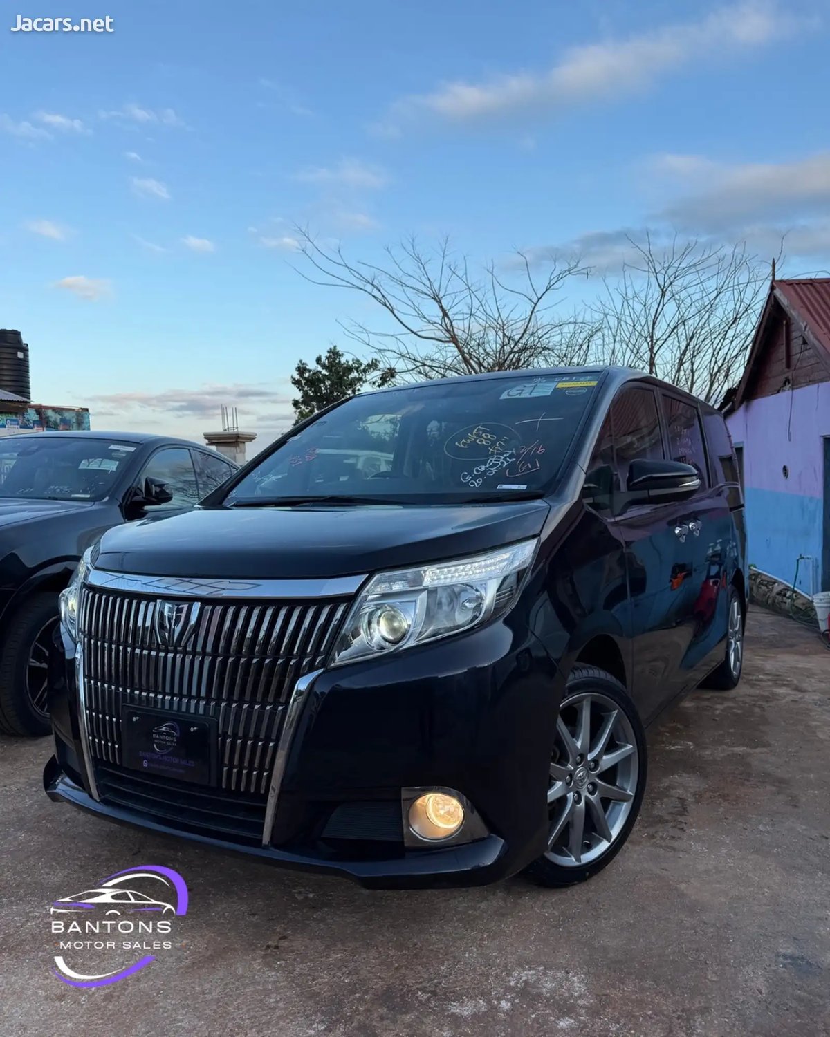 2015 TOYOTA Esquire