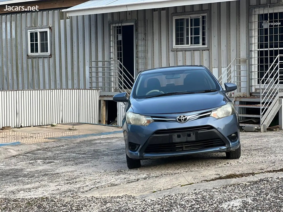 2016 TOYOTA Yaris