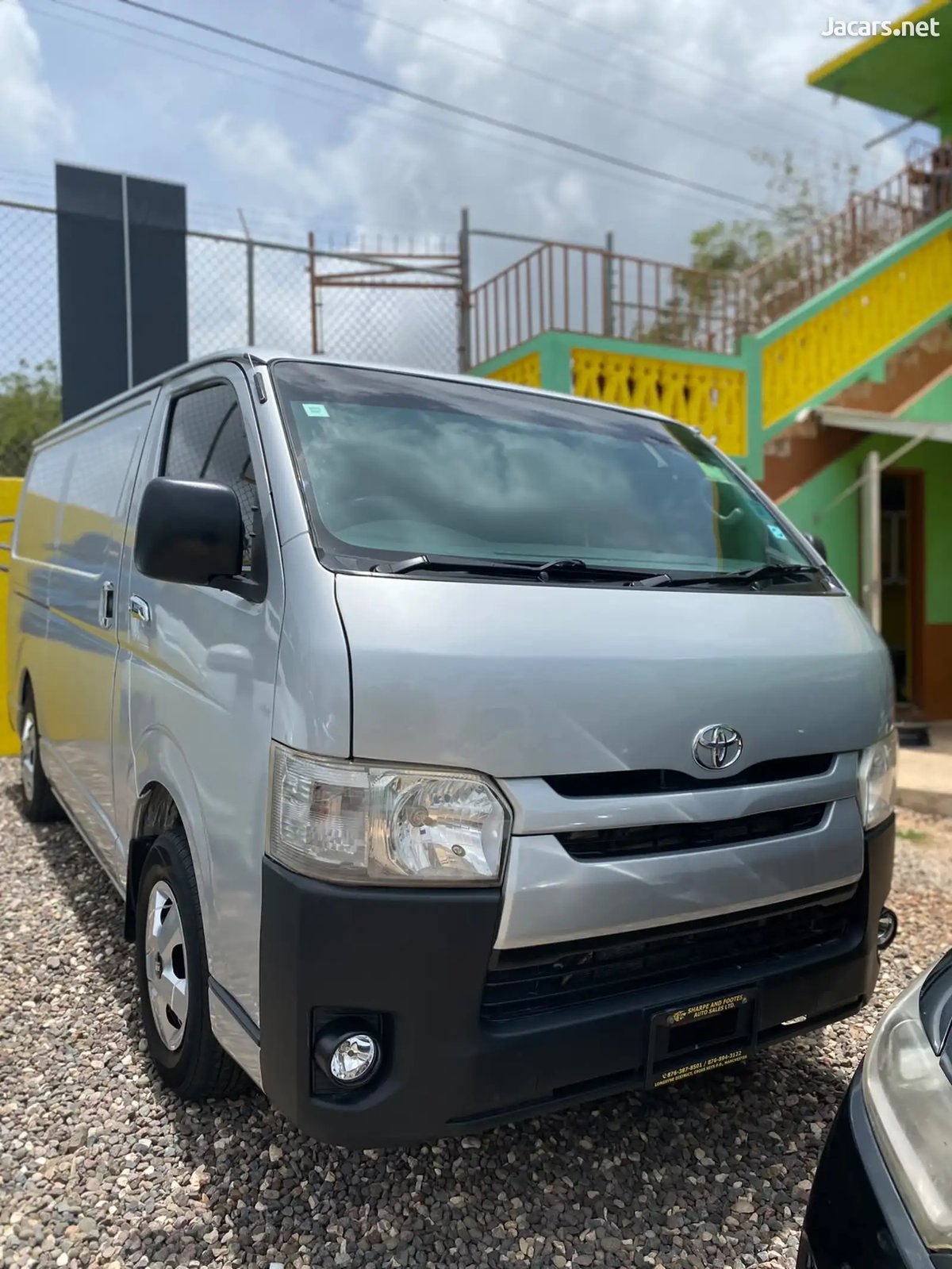 2017 TOYOTA Hiace