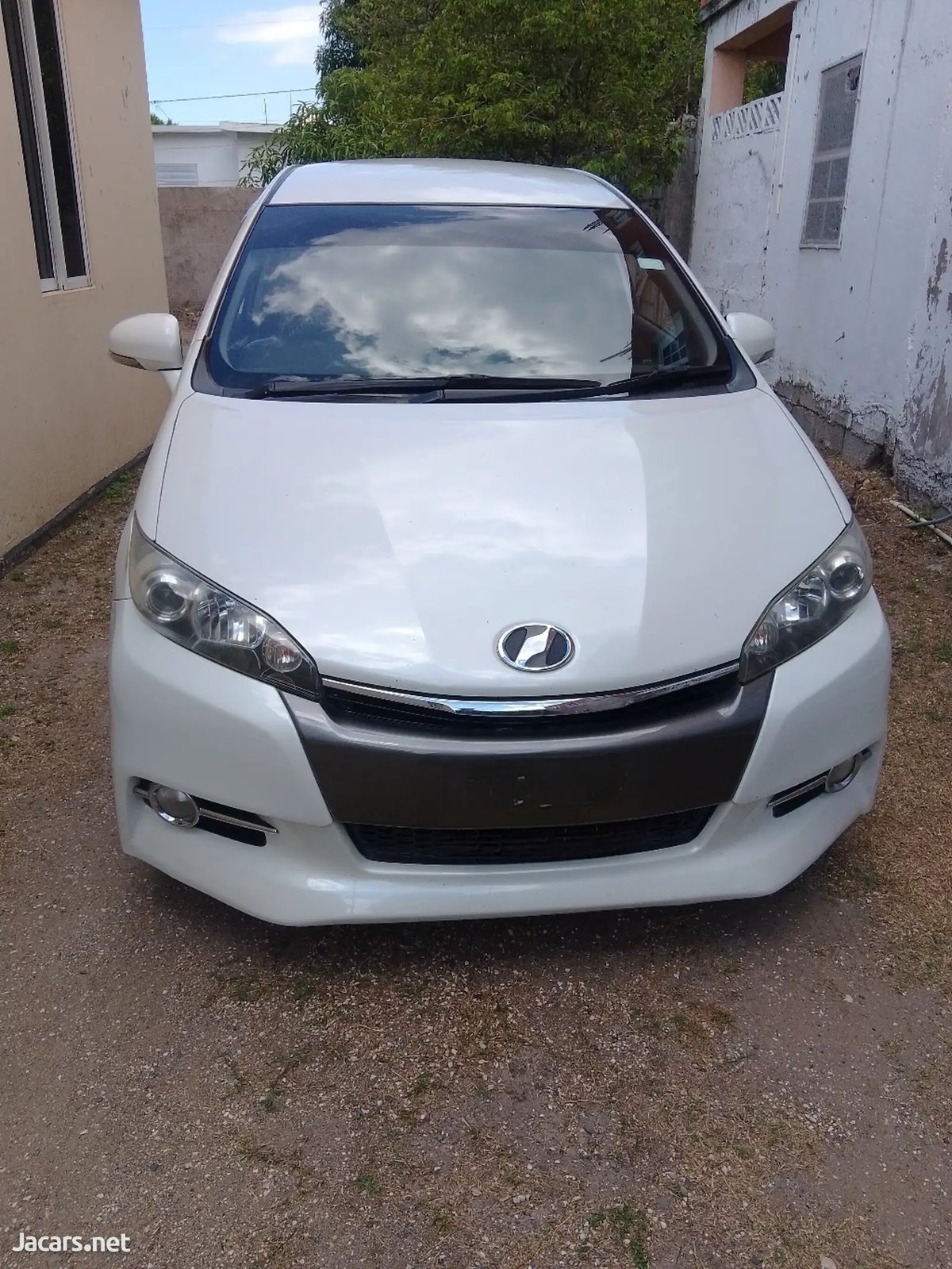 2017 TOYOTA Wish