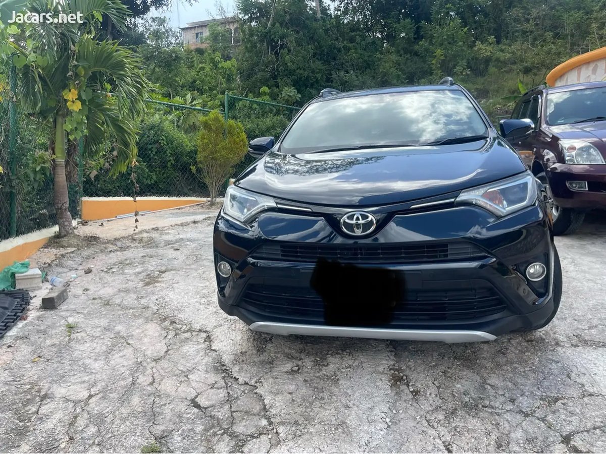 2017 TOYOTA RAV4