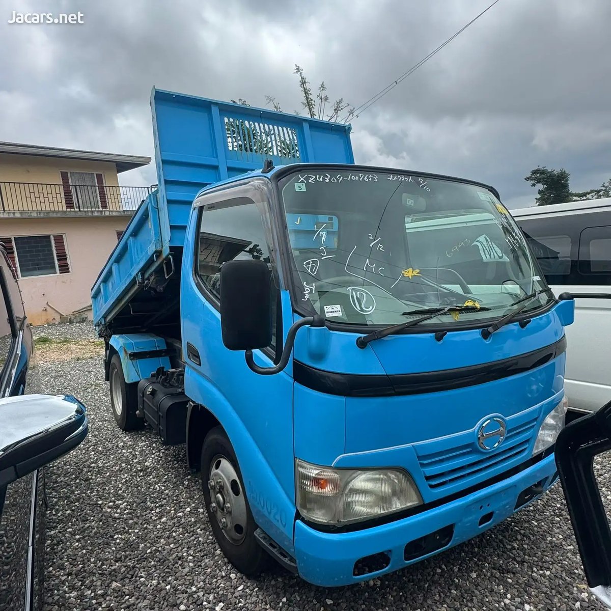 2008 HINO Dutro