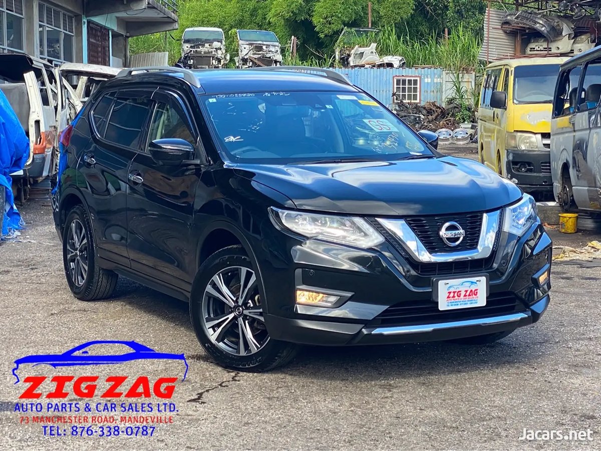 2019 NISSAN X-Trail