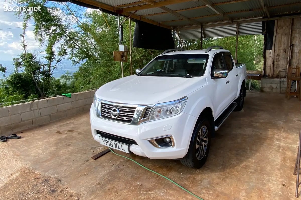 2018 NISSAN Navara