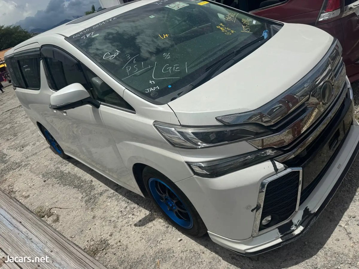 2016 TOYOTA Vellfire