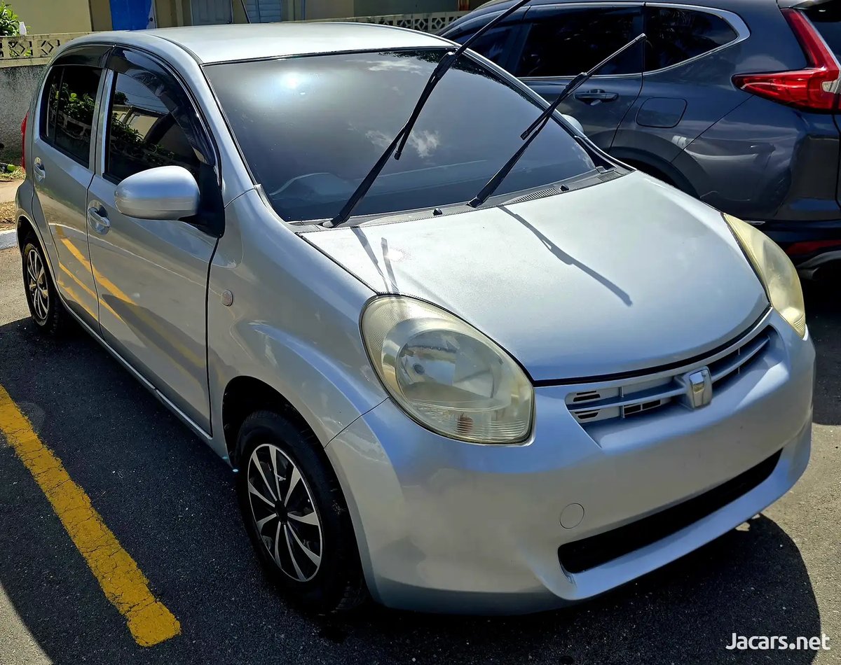 2014 TOYOTA Passo