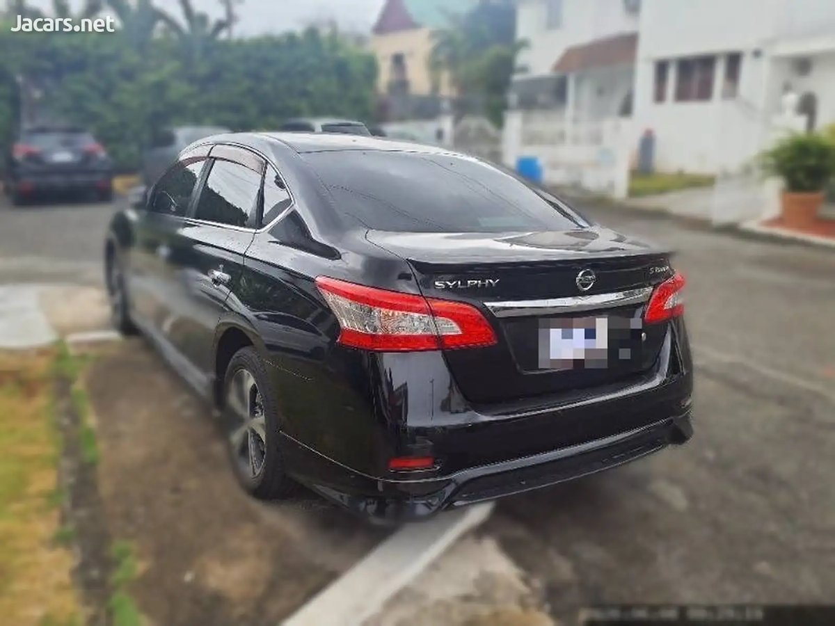 2017 NISSAN Sylphy