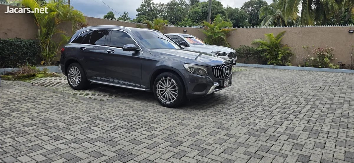2016 Mercedes-Benz GLC-Class