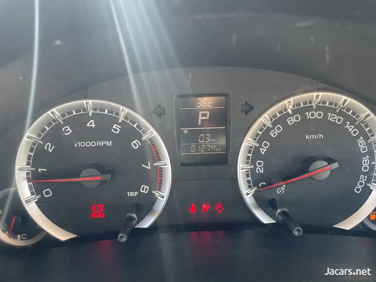 2015 SUZUKI Swift