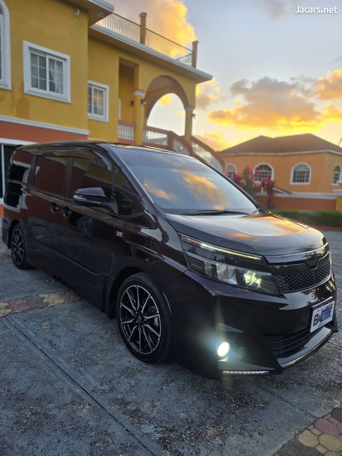 2016 TOYOTA Voxy