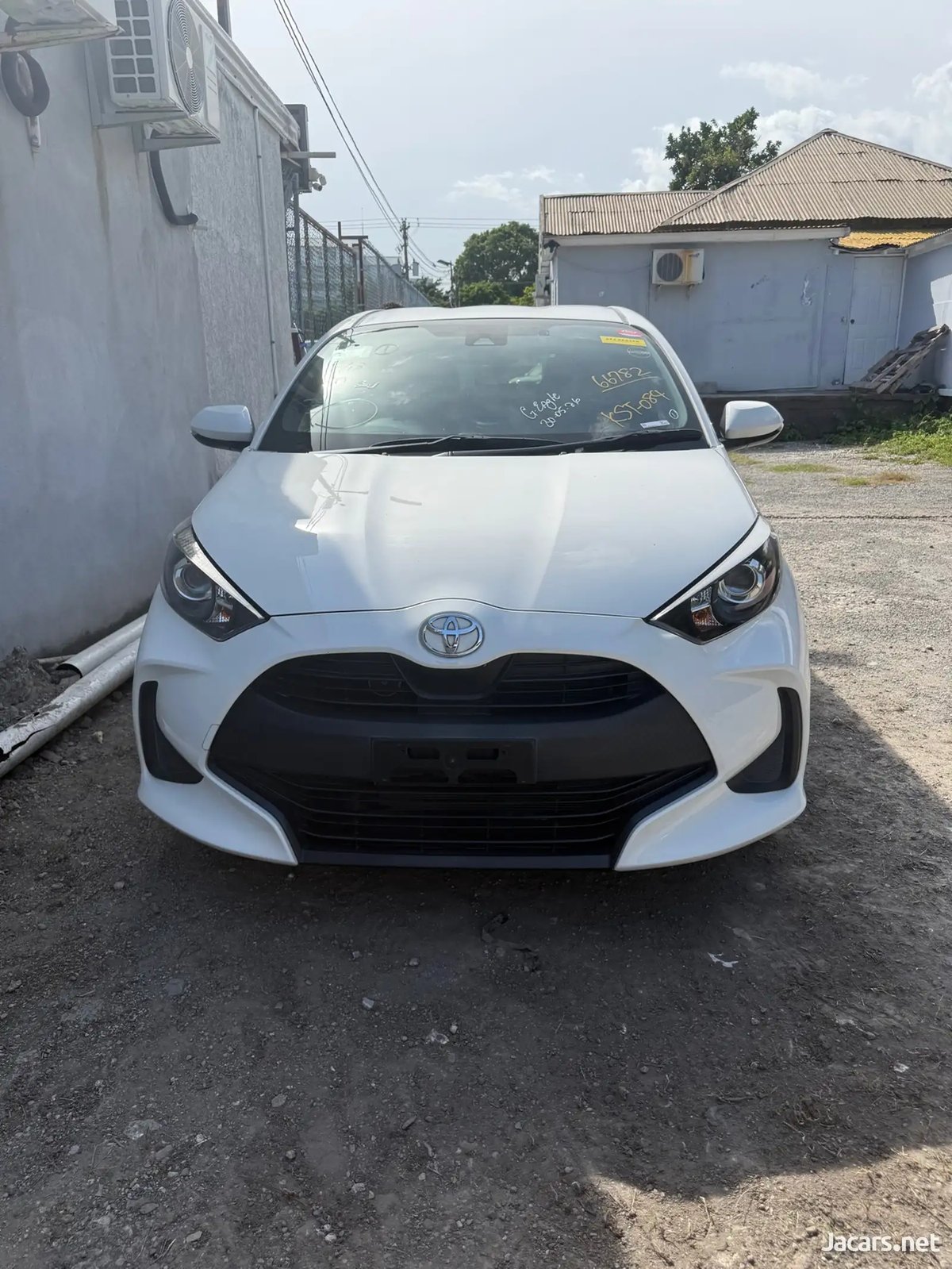 2022 TOYOTA Yaris
