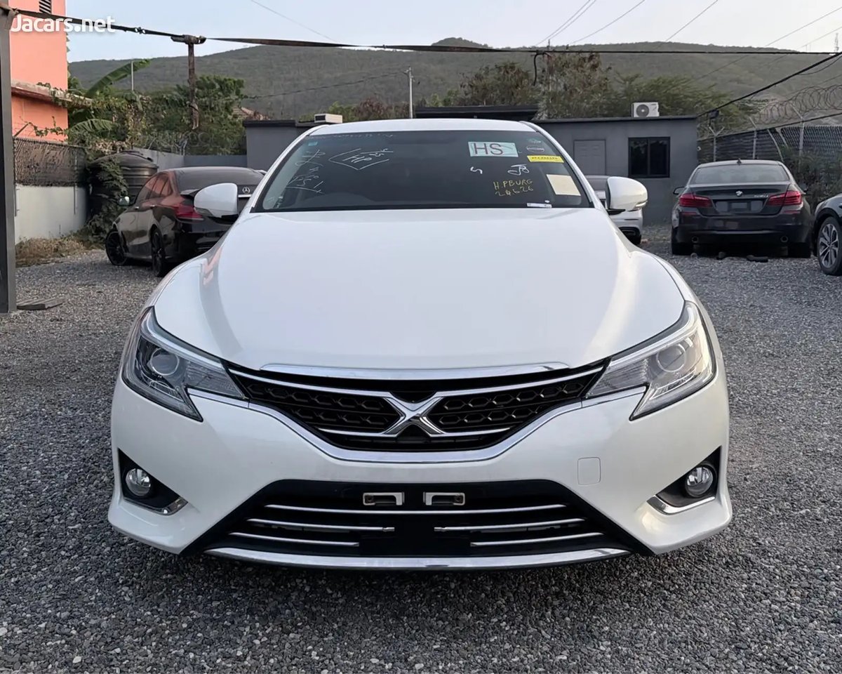 2015 TOYOTA Mark