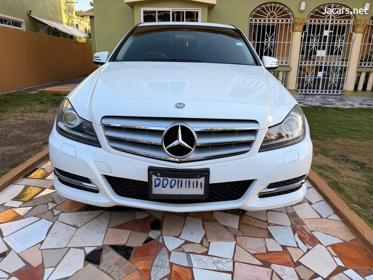 2013 Mercedes-Benz C-Class