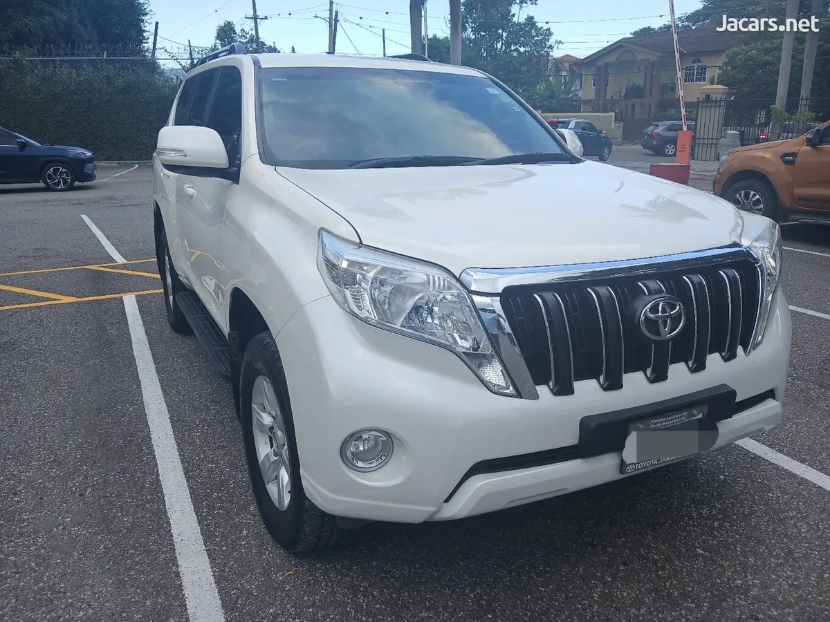 2017 TOYOTA Prado