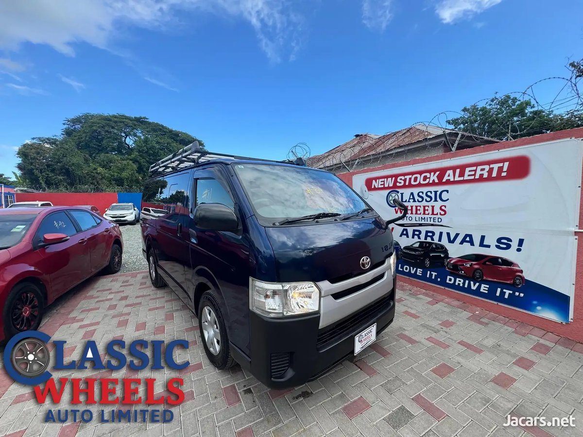 2016 TOYOTA Hiace