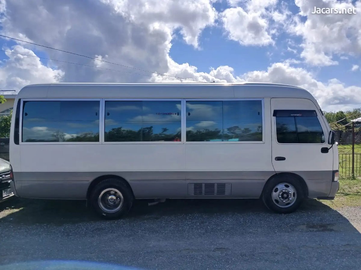 2005 TOYOTA Coaster