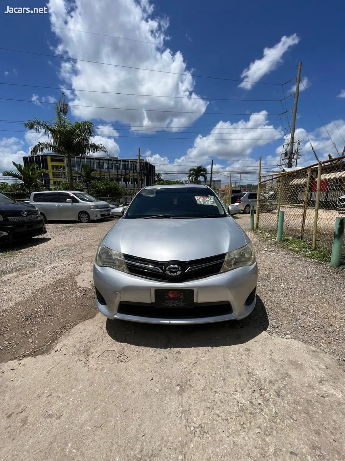 2013 TOYOTA Fielder