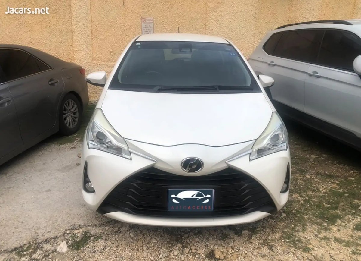 2019 TOYOTA Vitz