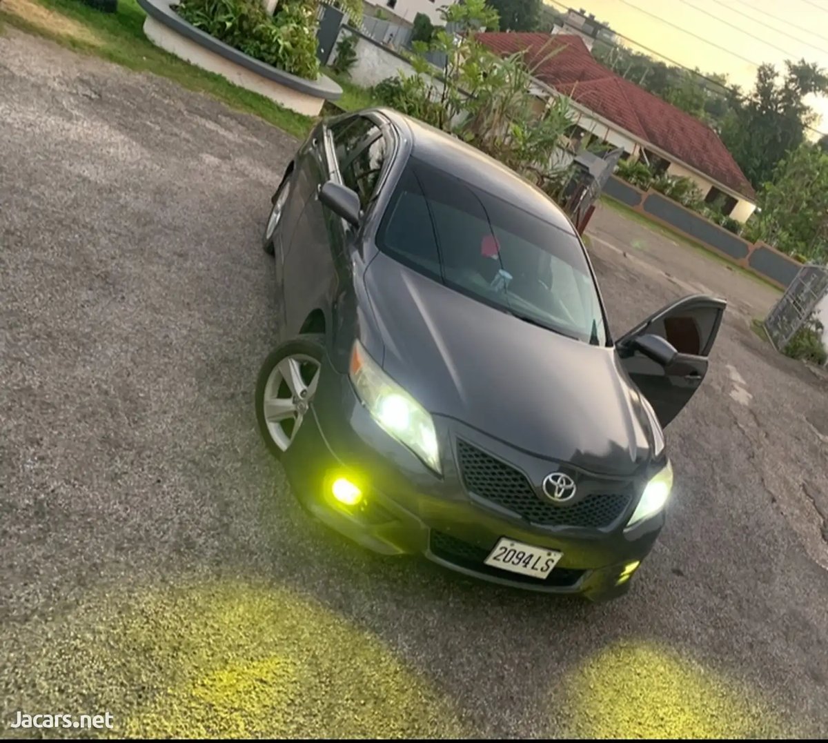 2010 TOYOTA Camry
