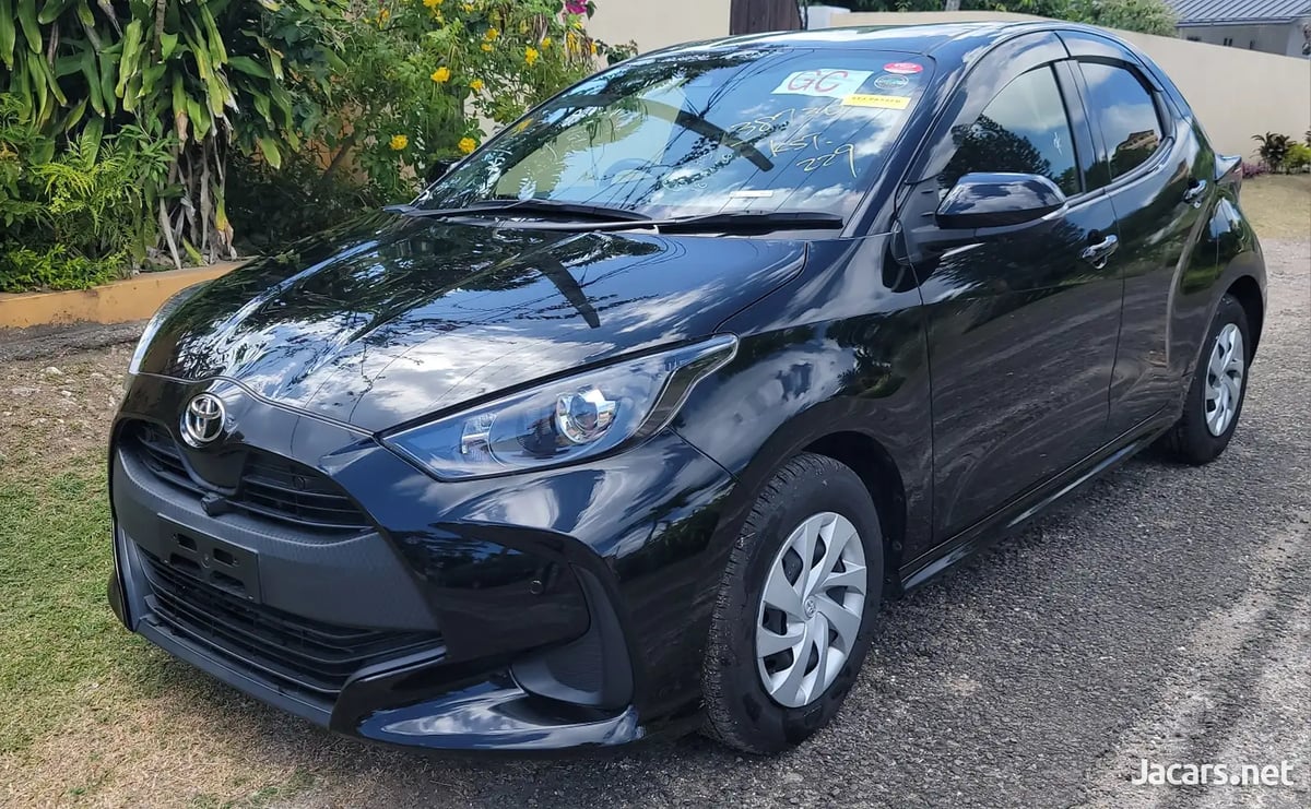 2021 TOYOTA Yaris