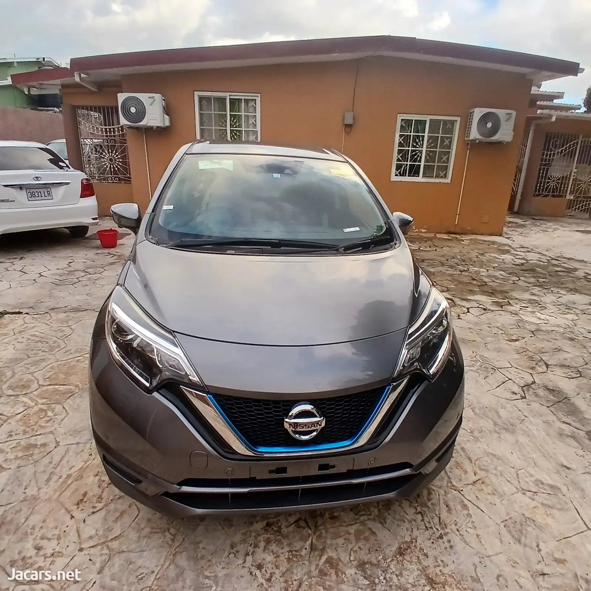 2020 NISSAN Note