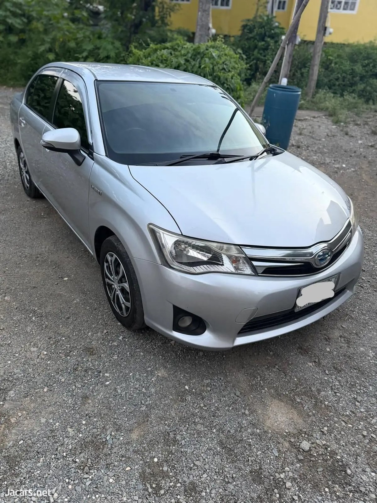 2015 TOYOTA Axio