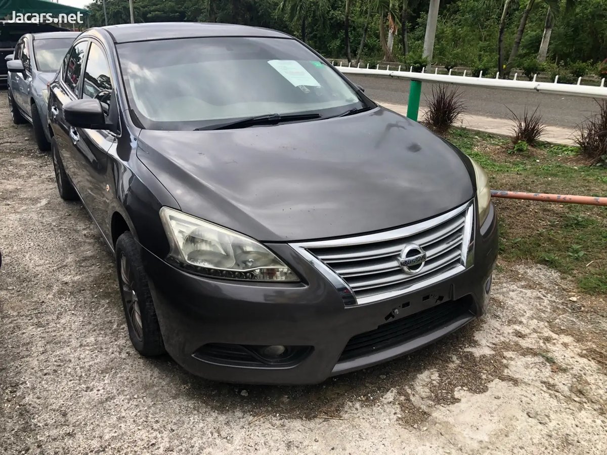 2013 NISSAN Sylphy