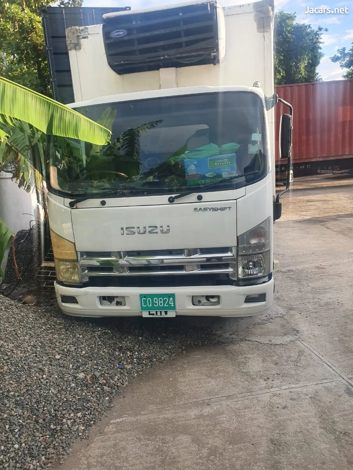 2011 ISUZU Box