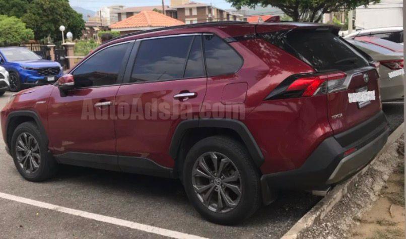 2024 TOYOTA RAV4